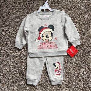Disney Kids Gray Merry Christmas Pajama Set Size 12M